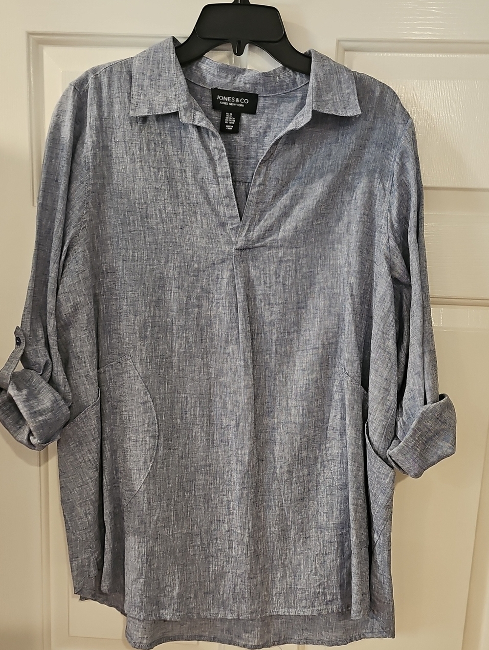 Jones New York Light Blue Casual Button-Down Tunic Shirt